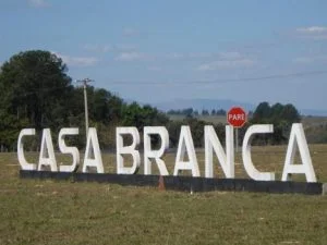 seguro de carro em casa branca